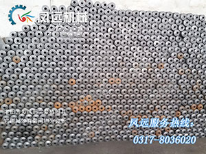 雕刻廠學(xué)校在操練